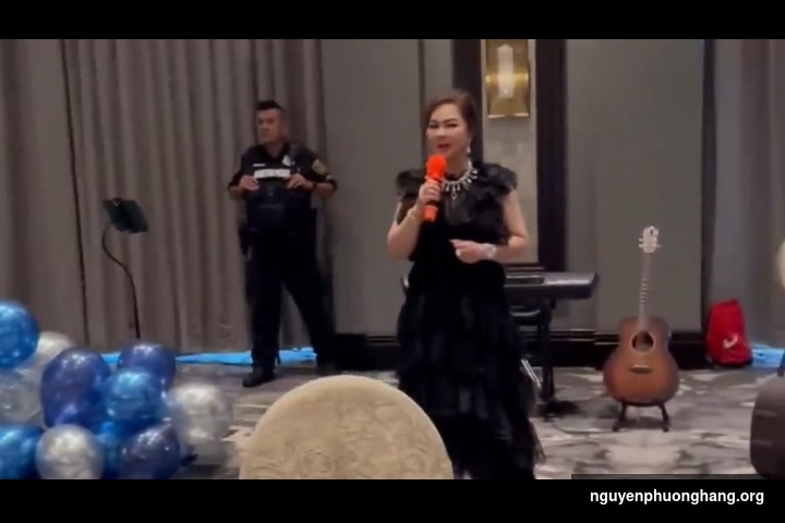 Hình ảnh minh họa bà Nguyễn Phương Hằng trong một sự kiện công khai tại Việt Nam.